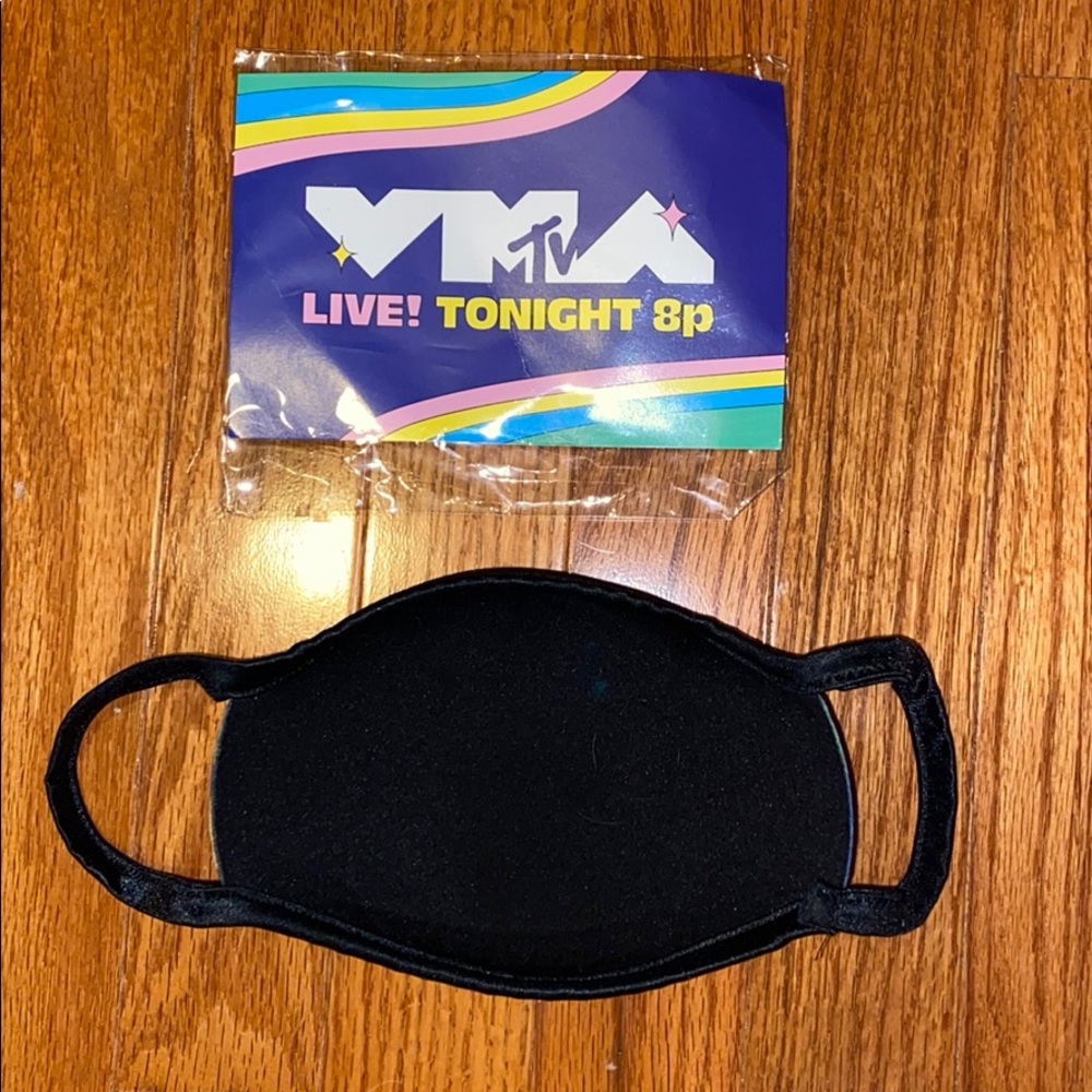 VMAs Face Mask - Picture 3 of 3